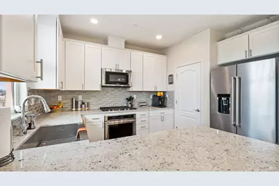 530 Jade Street, Petaluma, CA 94952 - Photo 12