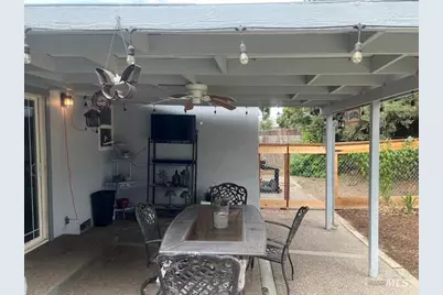 540 Glenside Drive, Dixon, CA 95620 - Photo 18