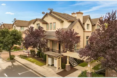 1051 Sapphire Terrace, Union City, CA 94587 - Photo 6