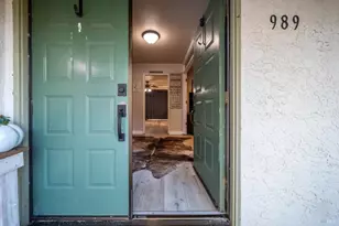 989 Suffolk Way, Fairfield, CA 94533 - Photo 2