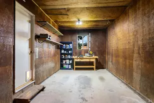 13780 Mountain House Rd, Hopland, CA 95449 - Photo 24