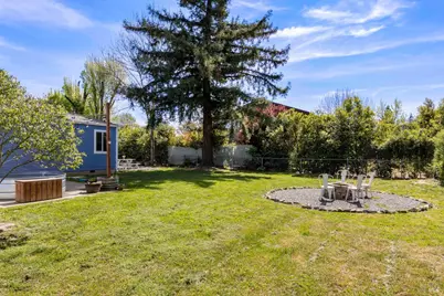 13780 Mountain House Road, Hopland, CA 95449 - Photo 30