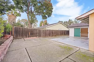 500 Asbury Ln, Fairfield, CA 94533 - Photo 32