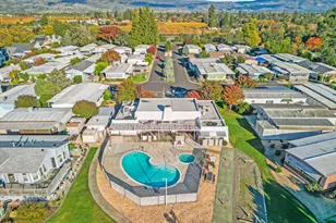 84 Hacienda Dr, Napa, CA 94558 - Photo 38