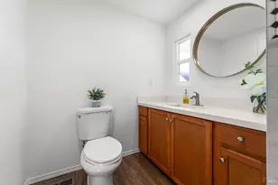 84 Hacienda Dr, Napa, CA 94558 - Photo 24