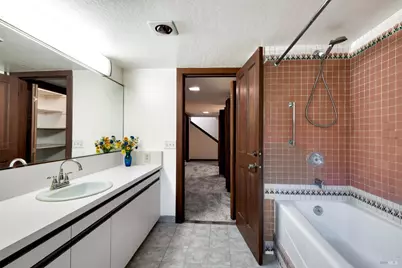 10 Robinhood Drive, Novato, CA 94945 - Photo 24