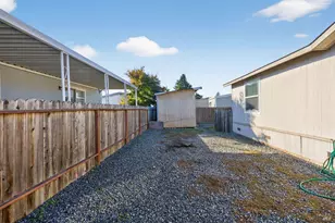 104 Leisure Park Cir, Santa Rosa, CA 95401 - Photo 6