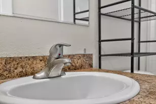 104 Leisure Park Cir, Santa Rosa, CA 95401 - Photo 34