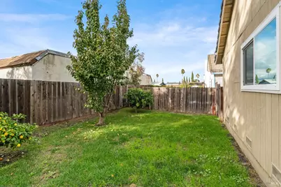 2373 Dawn Way, Fairfield, CA 94533 - Photo 32