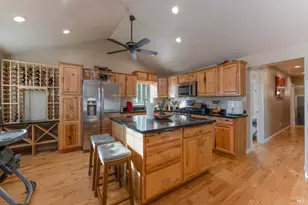 2580 Center Valley Rd, Willits, CA 95490 - Photo 2