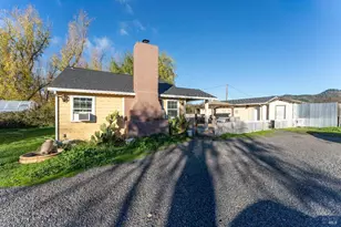 2580 Center Valley Rd, Willits, CA 95490 - Photo 14