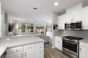 1049 Woodcrest Ct, Vacaville, CA 95688 - Photo 14