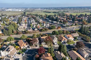 1049 Woodcrest Ct, Vacaville, CA 95688 - Photo 44