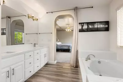 1049 Woodcrest Court, Vacaville, CA 95688 - Photo 32