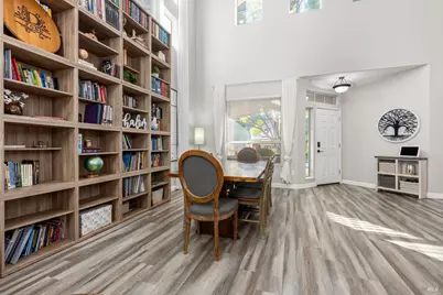 1049 Woodcrest Court, Vacaville, CA 95688 - Photo 8