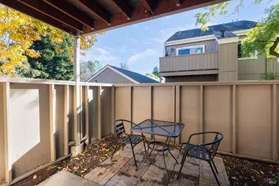 7651 Camino Colegio, Rohnert Park, CA 94928 - Photo 12