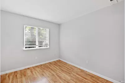 7651 Camino Colegio, Rohnert Park, CA 94928 - Photo 10