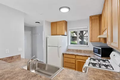 7651 Camino Colegio, Rohnert Park, CA 94928 - Photo 2