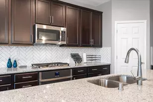 2180 Karen Pl, Rohnert Park, CA 94928 - Photo 14