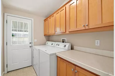 121 Coronado Circle, Santa Rosa, CA 95409 - Photo 24