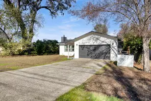 19894 Mountain Meadow, Hidden Valley Lake, CA 95467 - Photo 2