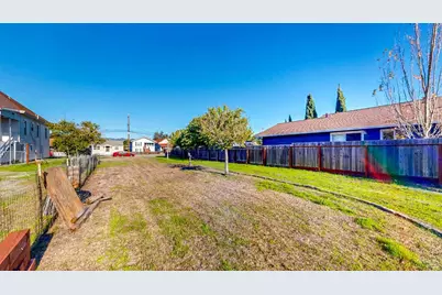 320 Vallejo Street, Petaluma, CA 94952 - Photo 12