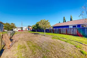 320 Vallejo St, Petaluma, CA 94952 - Photo 12