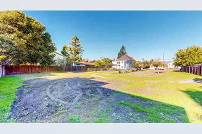 320 Vallejo Street, Petaluma, CA 94952 - Photo 4