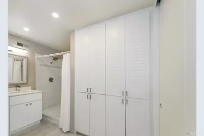 98 Surrey Lane, San Rafael, CA 94903 - Photo 16