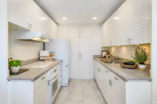 98 Surrey Ln, San Rafael, CA 94903 - Photo 4