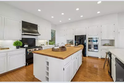 25 Oakhurst Road, San Rafael, CA 94901 - Photo 10