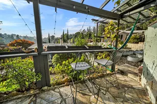 7810 Sanford St, Oakland, CA 94605 - Photo 38