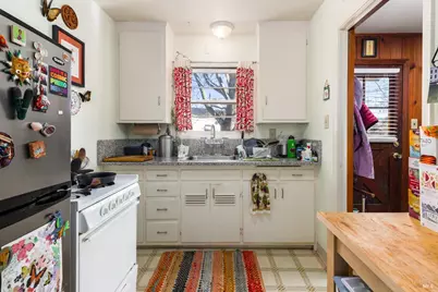 881 Lorna Drive, Glen Ellen, CA 95442 - Photo 28