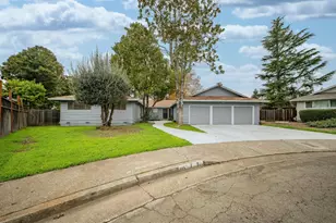 7 Portola Ct, Santa Rosa, CA 95409 - Photo 2