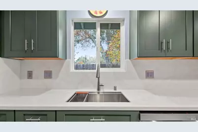 7 Portola Court, Santa Rosa, CA 95409 - Photo 16