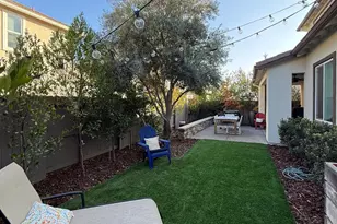 813 Cosmos Dr, Vacaville, CA 95687 - Photo 2