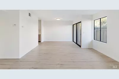 705 Hermes #5, Hercules, CA 94547 - Photo 8