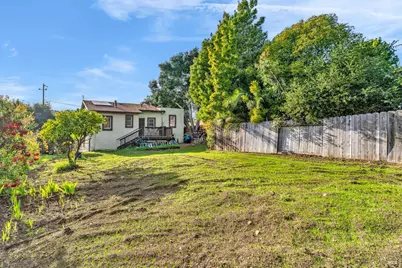 8 Santa Paula Way, Vallejo, CA 94590 - Photo 40