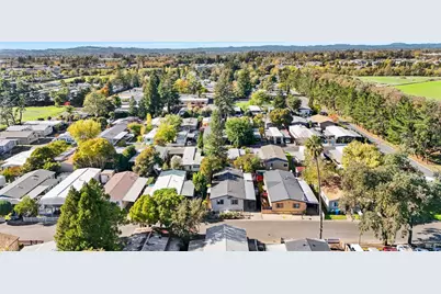 225 Magnolia Avenue, Santa Rosa, CA 95407 - Photo 26