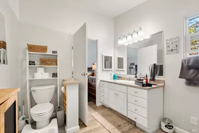 225 Magnolia Avenue, Santa Rosa, CA 95407 - Photo 18