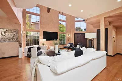 28 S Newport Drive, Napa, CA 94559 - Photo 4