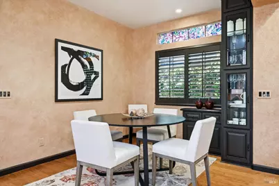 28 S Newport Drive, Napa, CA 94559 - Photo 12