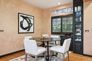 28 S Newport Dr, Napa, CA 94559 - Photo 12