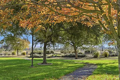 28 S Newport Drive, Napa, CA 94559 - Photo 30