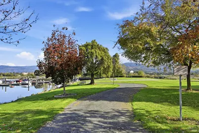 28 S Newport Drive, Napa, CA 94559 - Photo 28