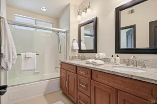 28 S Newport Dr, Napa, CA 94559 - Photo 46