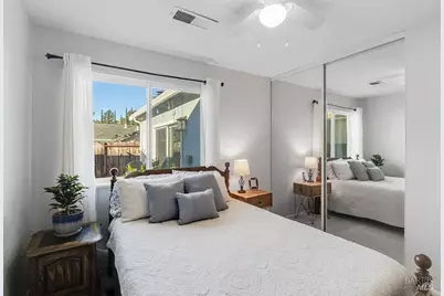 125 Easson Court, Vallejo, CA 94591 - Photo 32