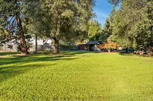 1720 Hickory Ct, Ukiah, CA 95482 - Photo 1