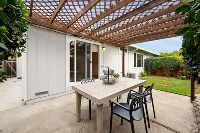 6550 Meadowridge Drive, Santa Rosa, CA 95409 - Photo 28