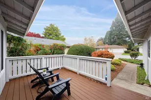 6550 Meadowridge Dr, Santa Rosa, CA 95409 - Photo 2